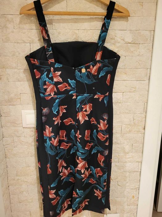 уникална рокля BSB