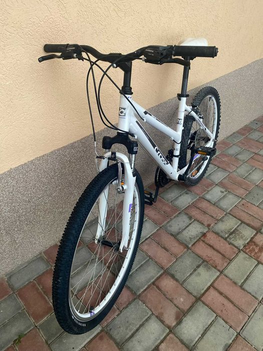 Vand bicicleta fete Julia in stare perfecta 26 marime M