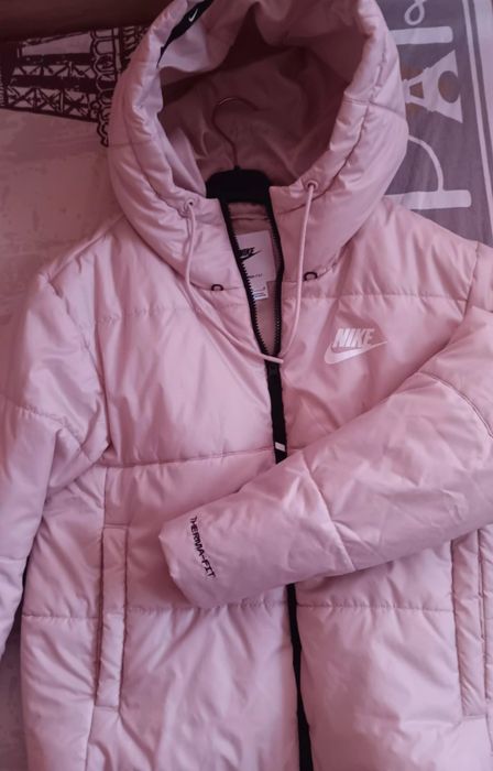 Дамско  яке  Nike