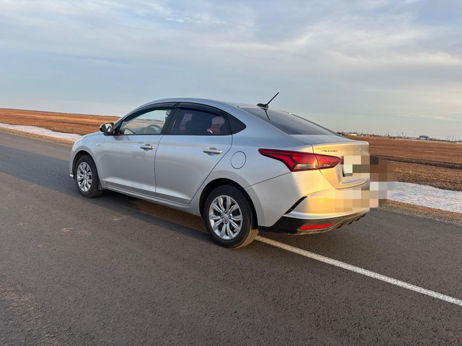 Продам хундай акцент 2021 года