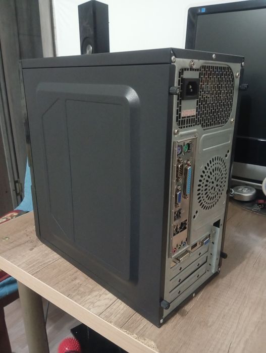 Компьютер в сборе.