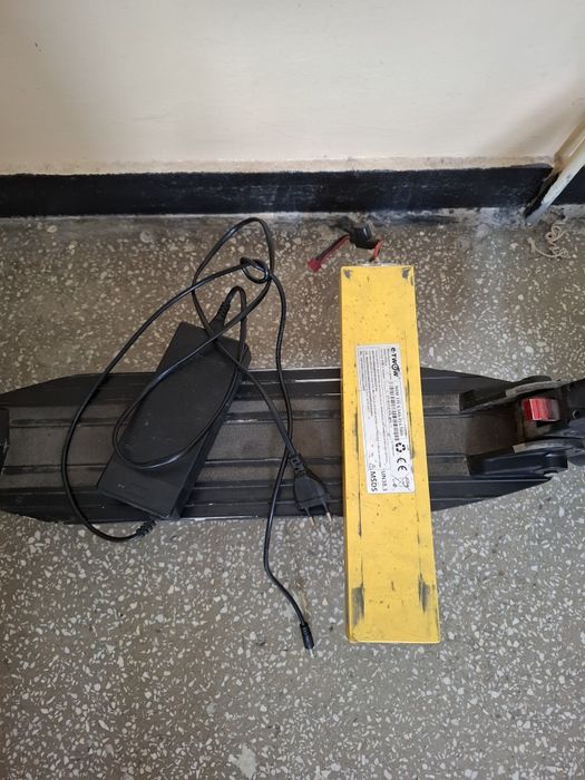 Trotinetă electrică e-Twow Booster S2, putere 500W