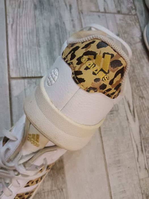 Маратонки  Adidas