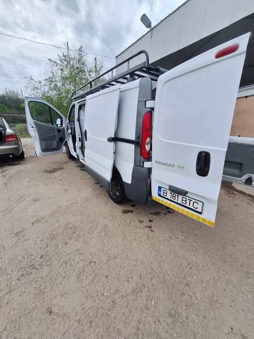 Renault Trafic Long 2011