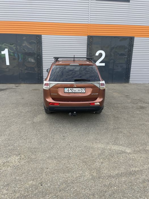 Продам аутлендер 3