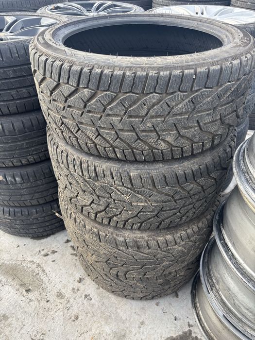 4 buc cauciucuri anvelope iarna 245 40 R18