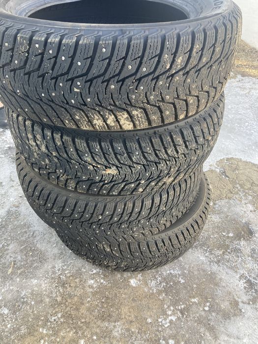 Продам шипы 205/60/16