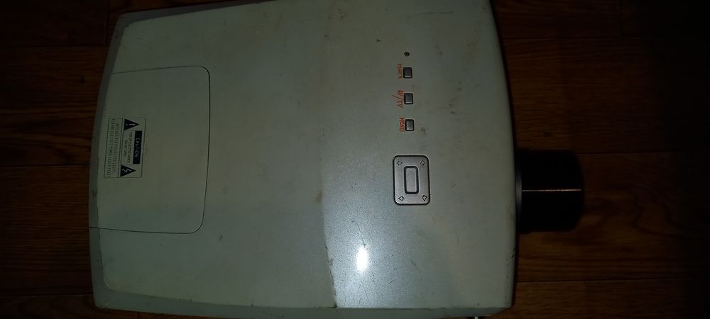 Продам видеопроектор