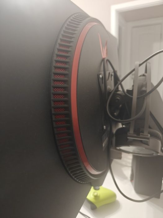 27" Монитор LG UltraGear 27GN600-B