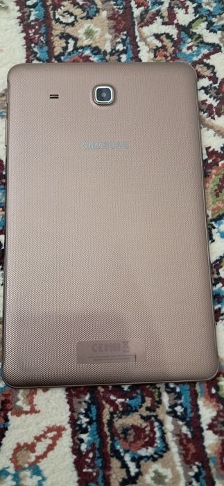 Планшет Samsung tab E