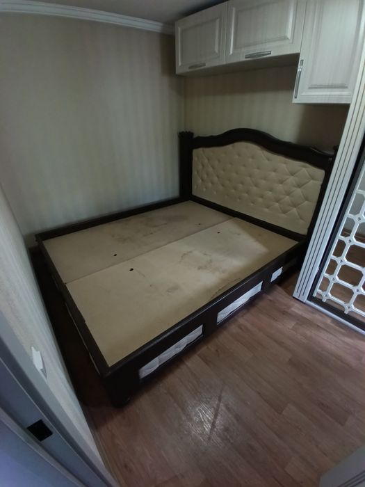 Кровать из массива сосны