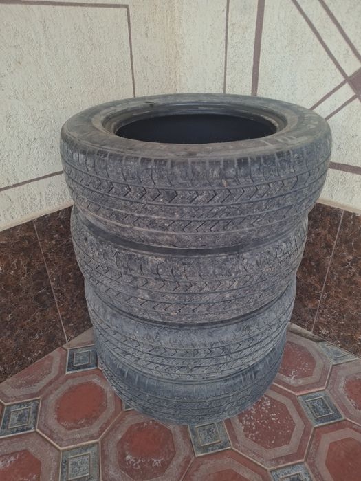 Balon Altaire jentradan yechilgan