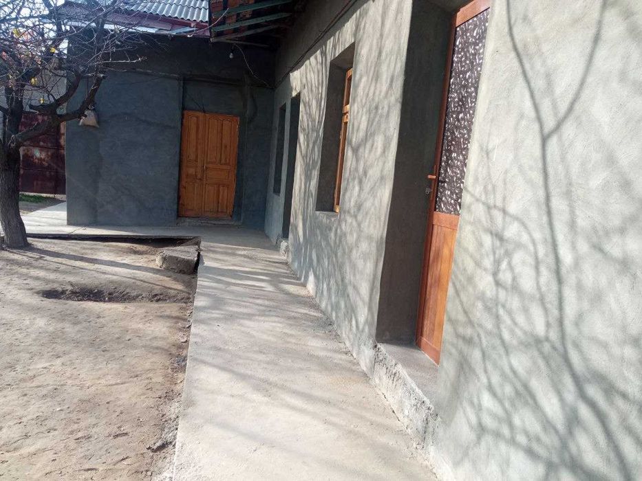 Срочно ховли сотилади