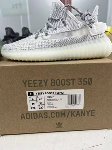 Adidasi yeezy 360
