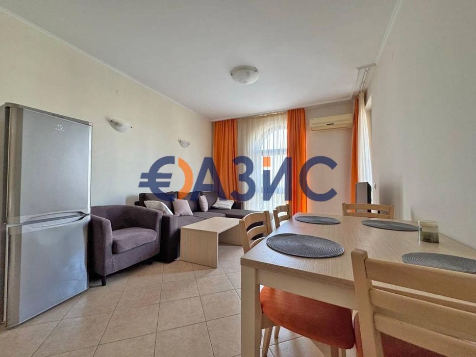 Продава се Двустаен апартамент в к.к. Слънчев бряг - 55 кв.м за 821 €/кв.м - Снимка #9