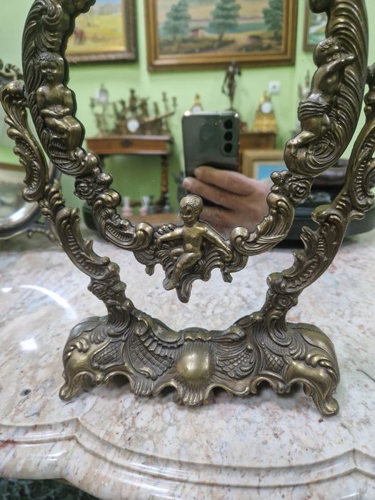 Чудесно антикварно бронзово огледало