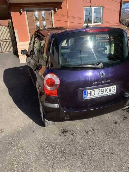 Vând /schimb. Renault modus