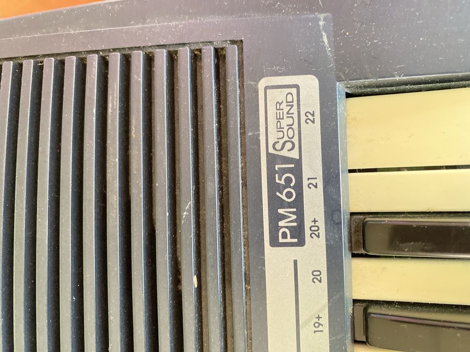 Хладилник 12/220v