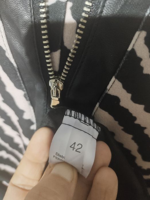 Rochie dama Midi sub genunchi Sandro Ferrone