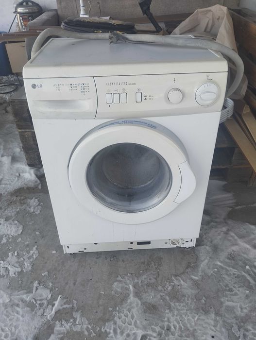Продам стиральную машину