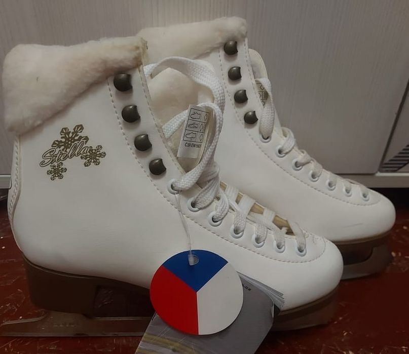 Продам новые коньки Botas