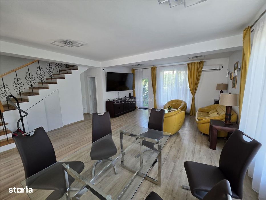 Casa moderna - Tunari - 4 camere - 4 bai - 150mp - 200mp curte