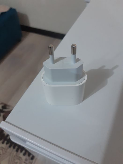 Зарядчик айфона тайпси оригинал