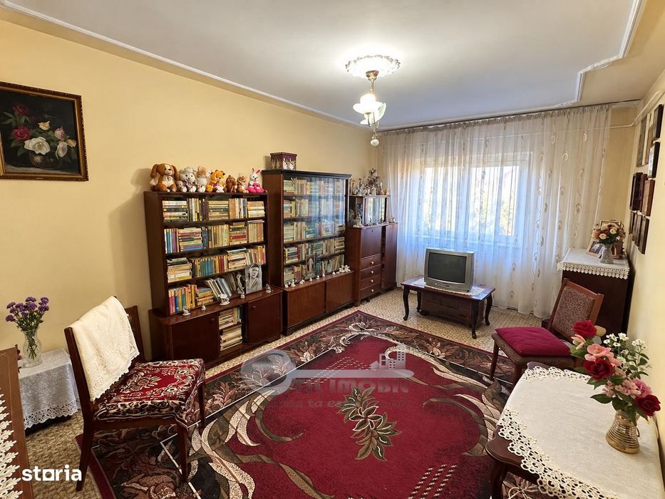 Apartament 3 camere de vânzare – Păcurari, zona Toma Cozma