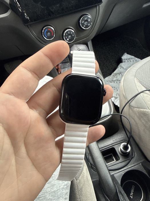 Apple watch s 10 , 46