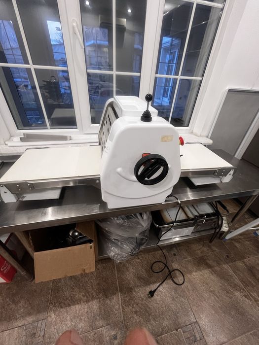 Тестораскаточная машина