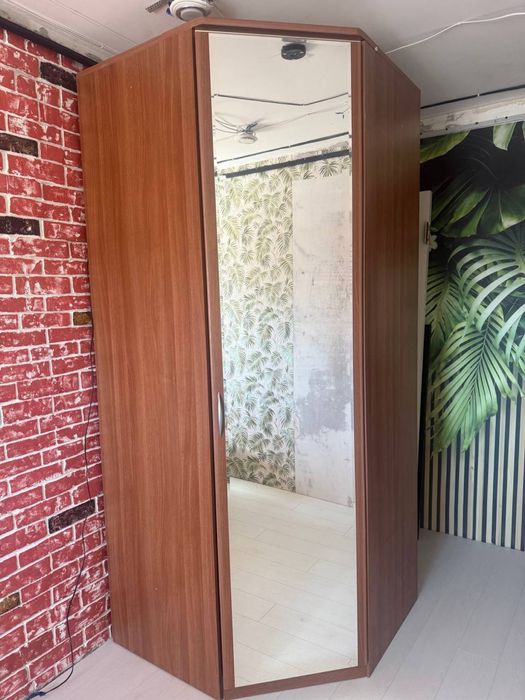 Шкаф глубокий угловой