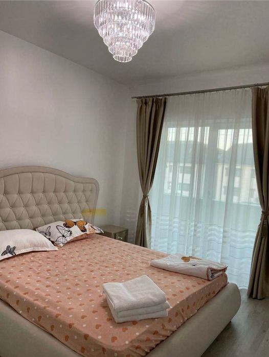 Închiriez apartament cu două camere