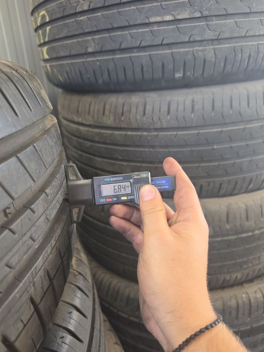 2 Броя 235/45/18 Michelin 6,8mm