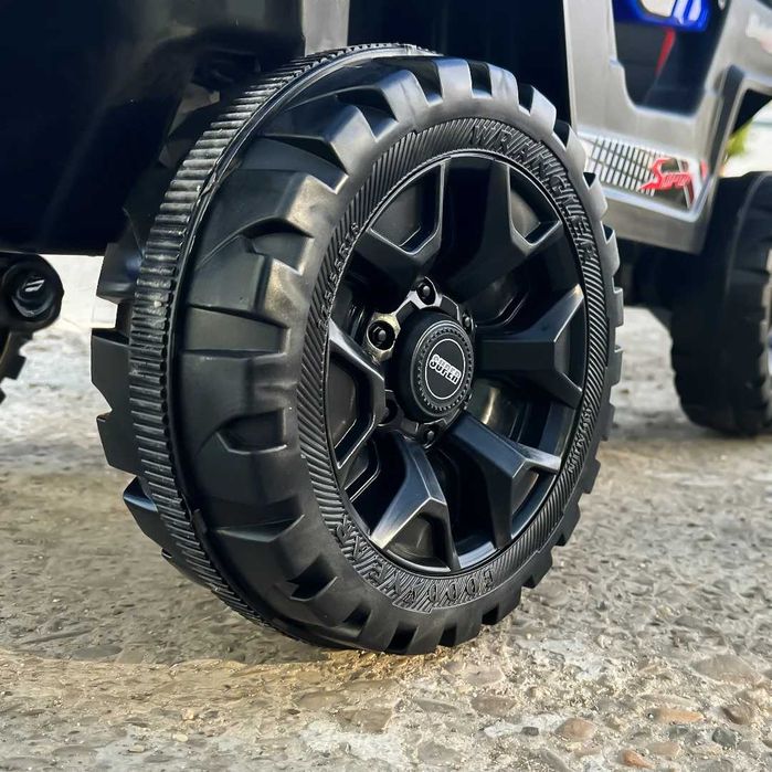 Masinuta electrica 4x4, 2-4 ani,CAPE-X, 100W,12V, scaun tapitat NOU
