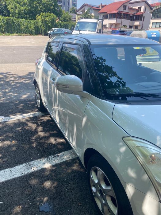 SUZUKI Swift 2013 — imagine 3