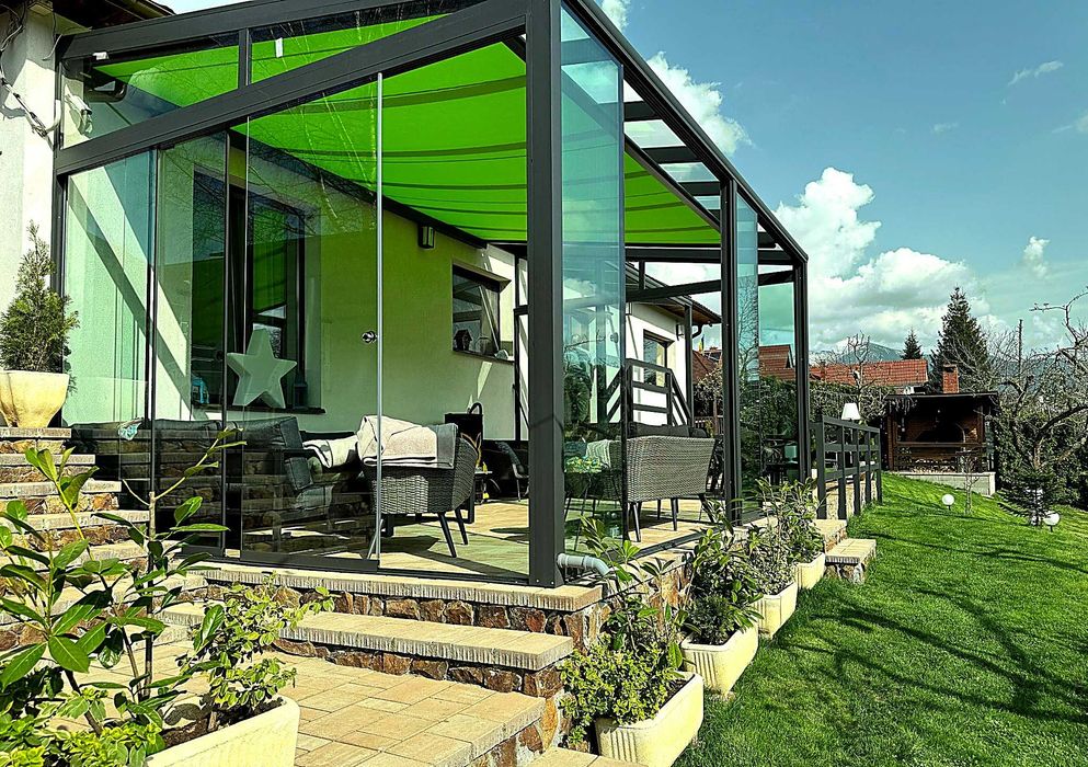 Paste la Colibita - Cabana de inchiriat, jacuzzi , terasaa,  6 camere