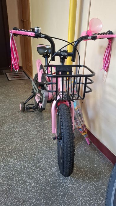 Bicicleta fete (4-7 ani)