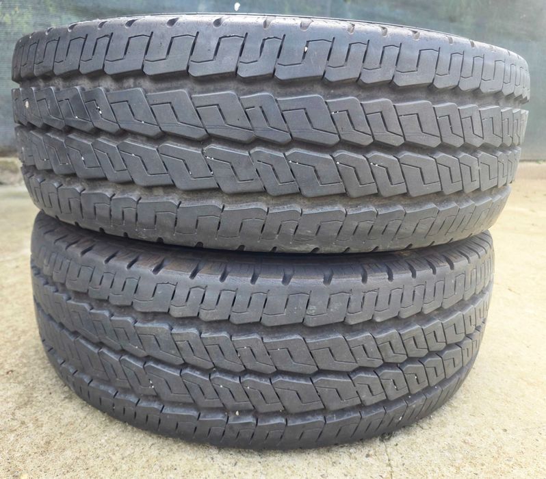 215 70 R15 CP Continental, 2 anvelope vara, profil 10 mm, import Germania , impecabile