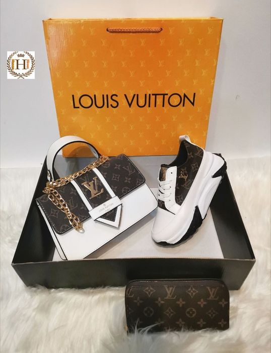 Seturi Dama ,geanta + adidasi!