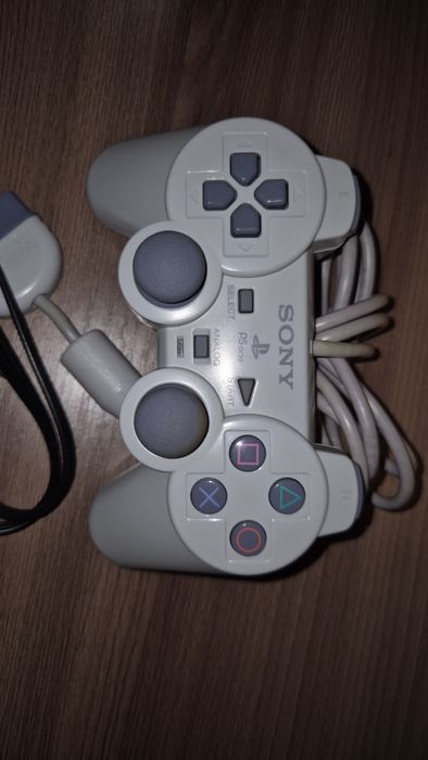 PlayStation One коллекционное состояние.