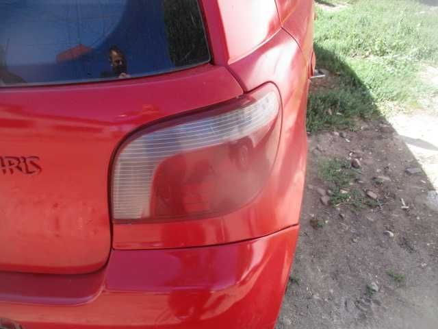 Tripla stop stanga dreapta TOYOTA YARIS an 2002 originale complete