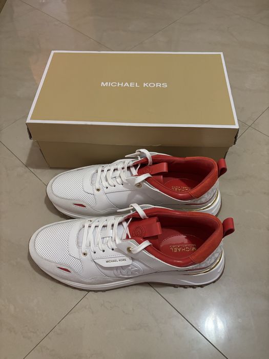 Дамски маратонки Michael Kors, чисто нови, размер 42,5, естествена кож