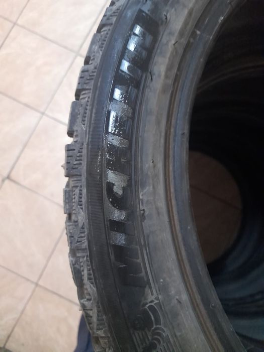 продам зимние шины