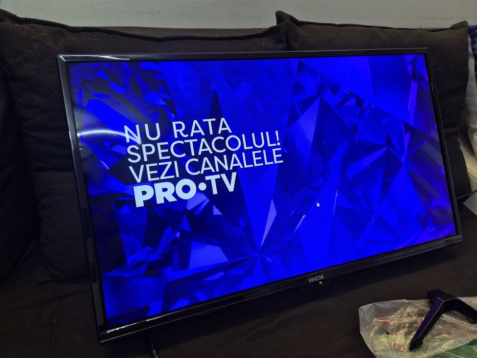 Vand televizor Vinchi diagonala 80, ca nou.