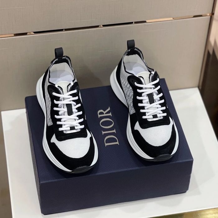 CD B30 Black/White