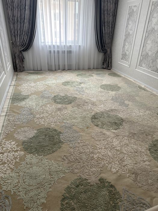 ковры в отличном состояний, чистые