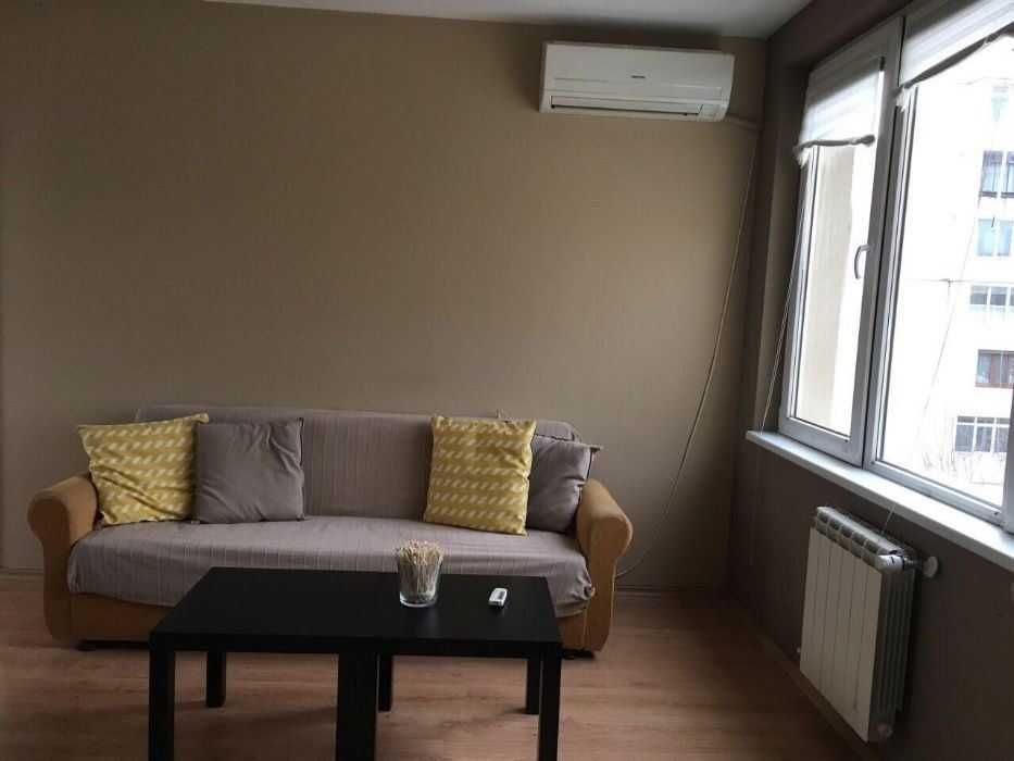 Дава се под наем Двустаен апартамент в София, Медицинска академия - 75 кв.м за 428.4 € - Снимка #1