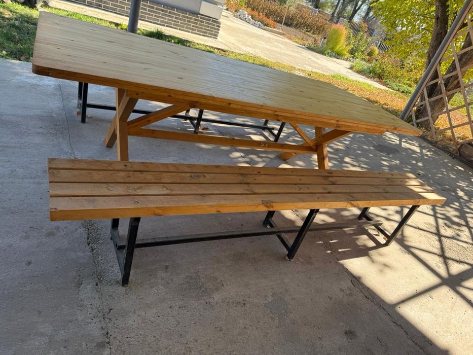 Стол орындығымен сатылады