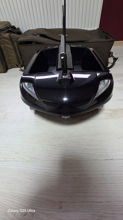 CarpLounge Rt4 лодка за захранка