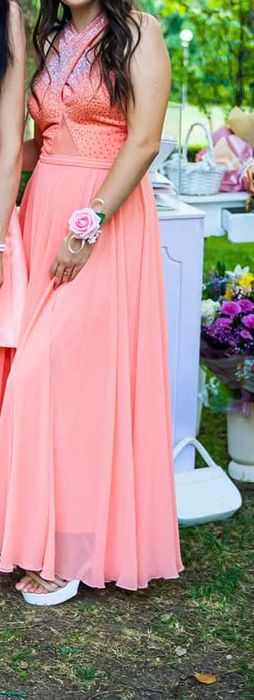 Официална рокля цвят праскова